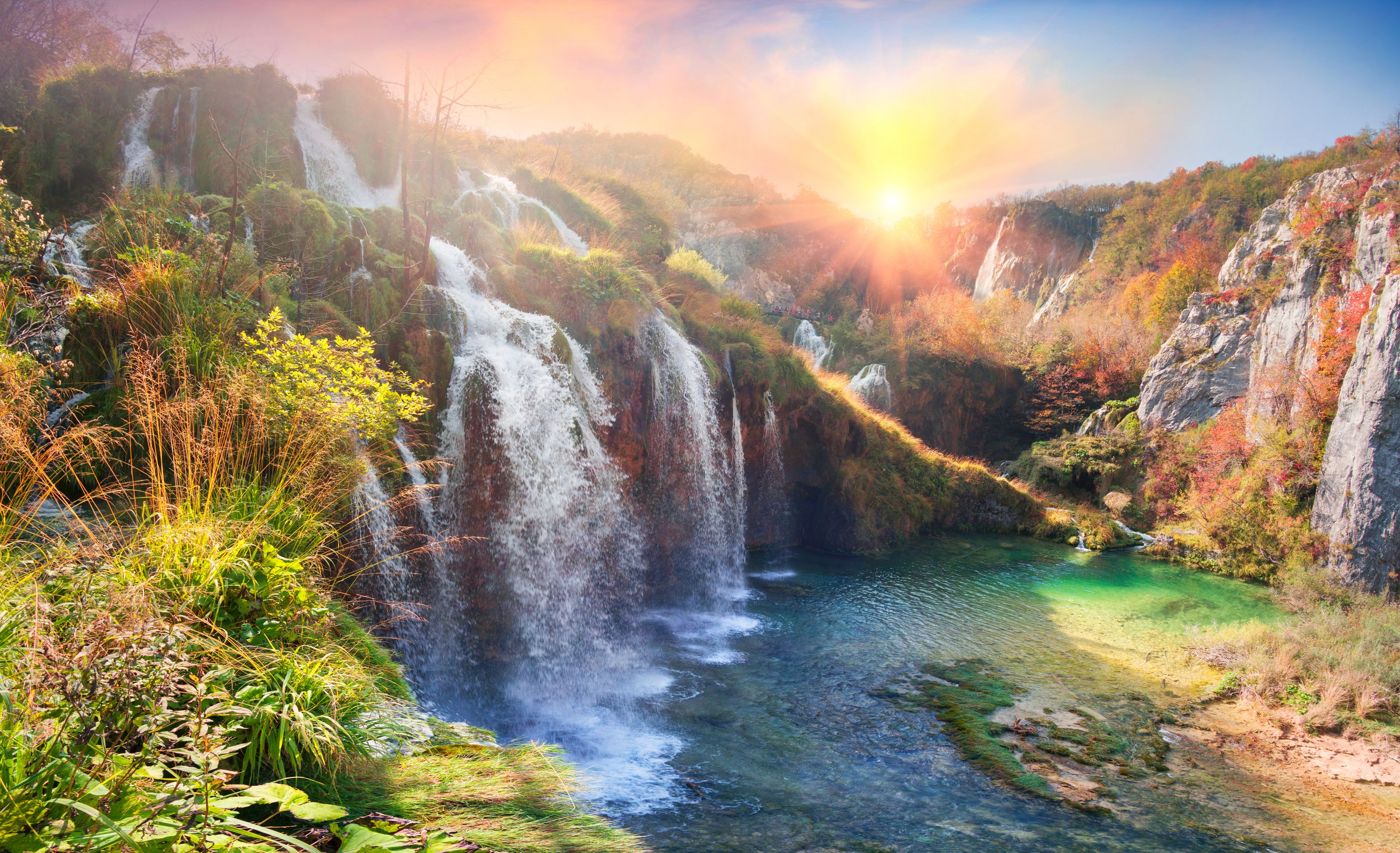 Private Day Trip from Split to Plitvice Lakes Park