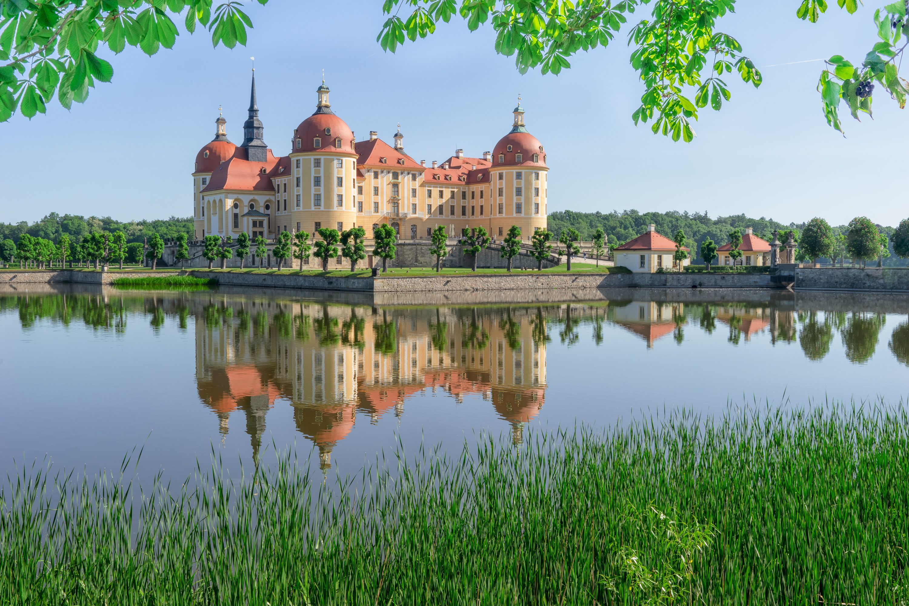 Private Day Trip from Berlin to Moritzburg and Dresden