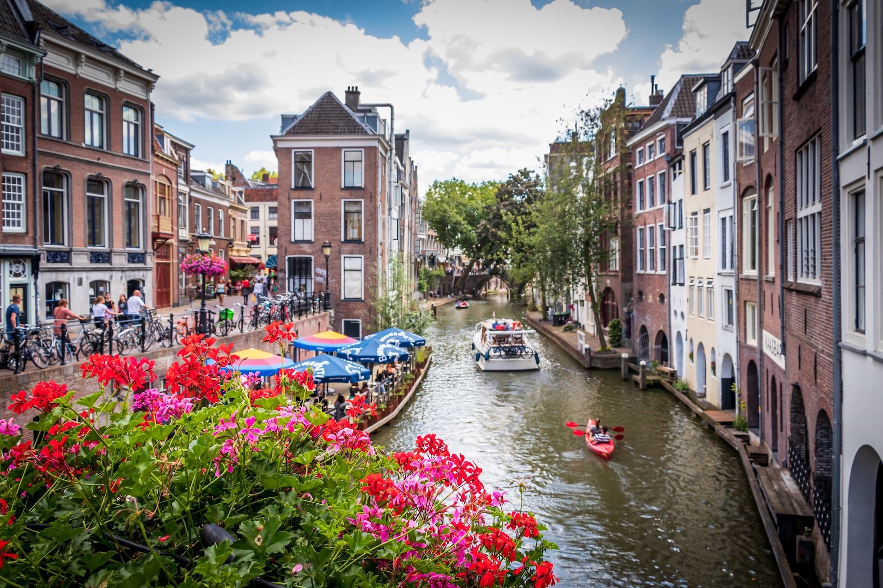 Private Day Trip from Amsterdam to Utrecht and De Haar Castle