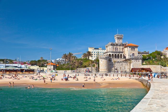 Private day trip from Lisbon to Cascais, Estoril and back