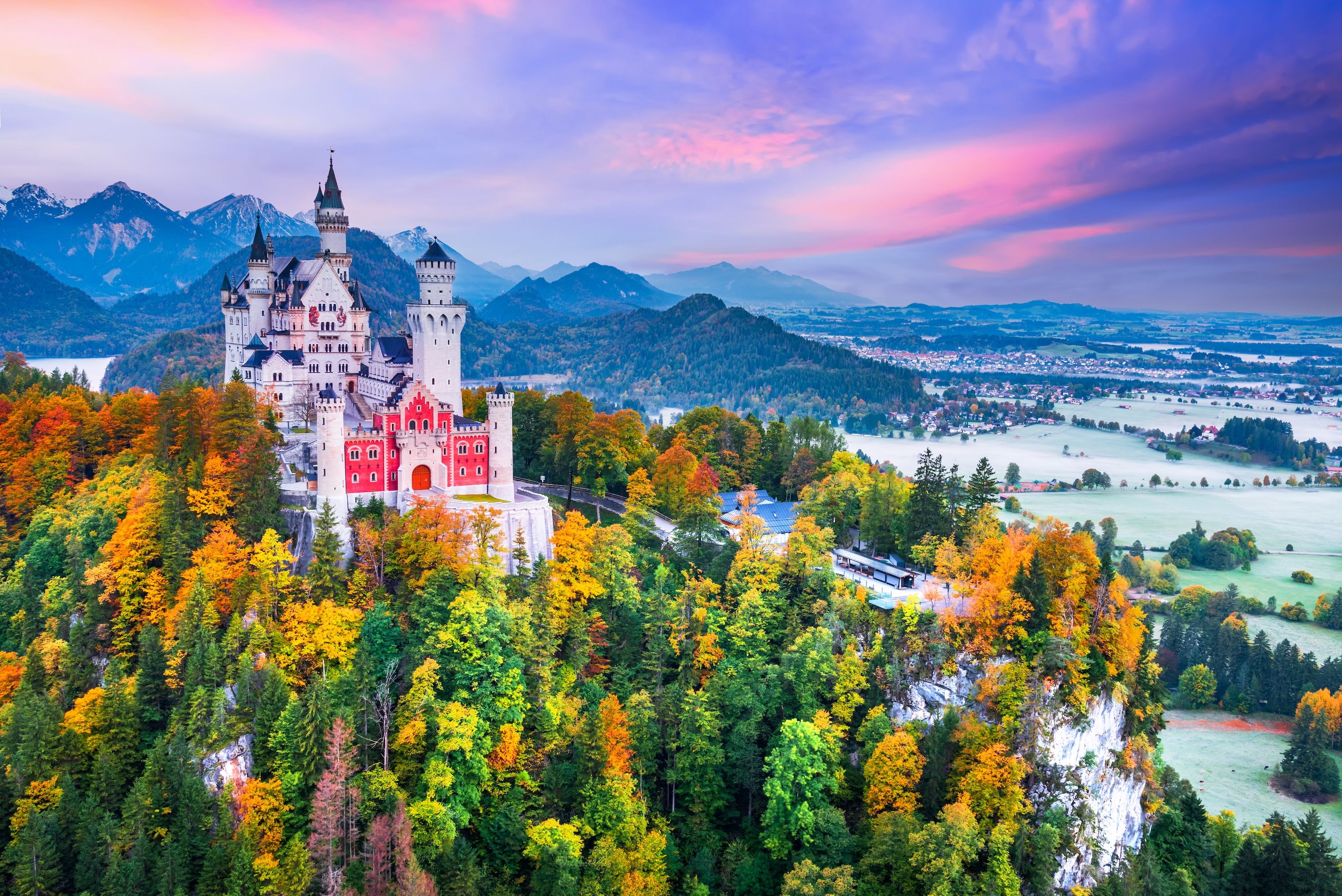 Private Day Trip from Munich to Neuschwanstein Castle