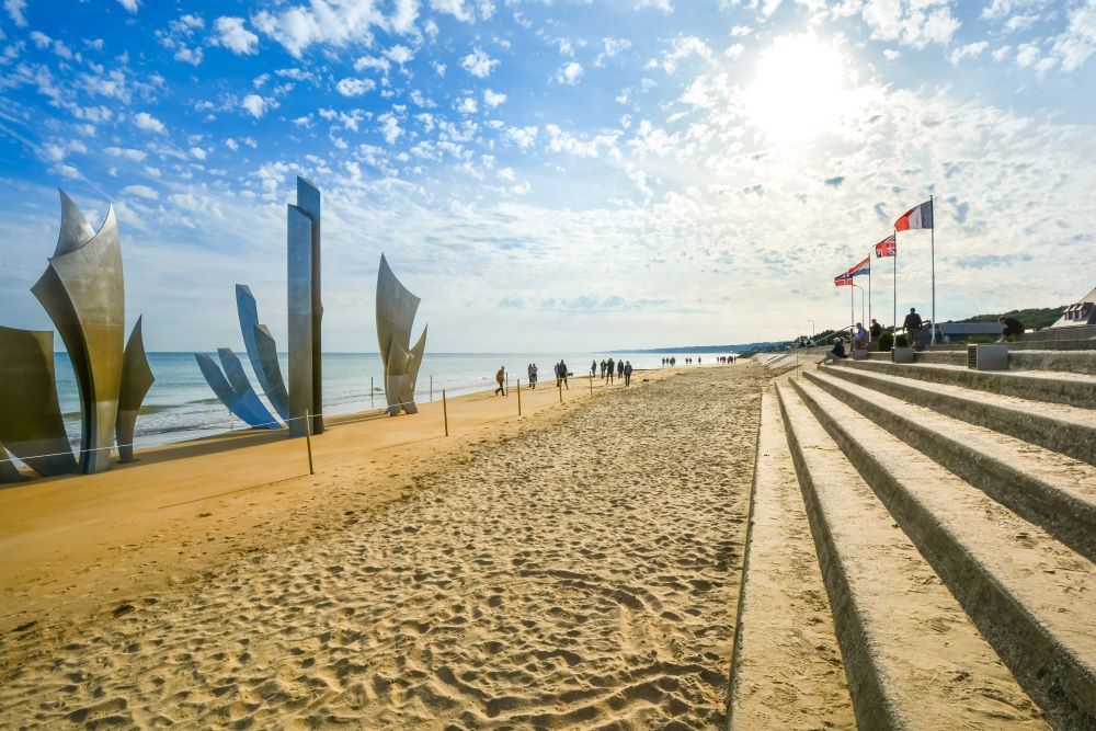 Private day trip from Paris to Normandy