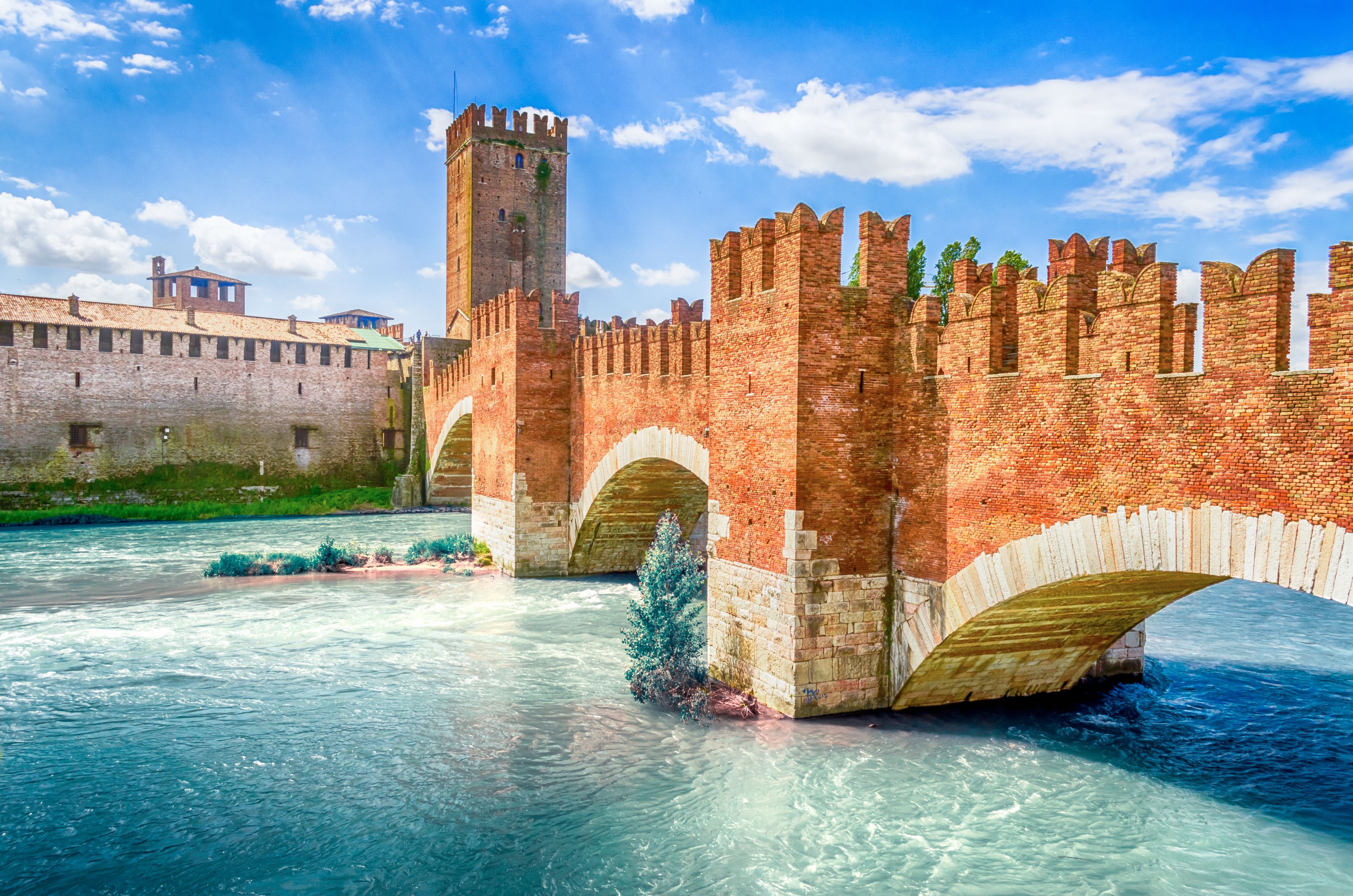 Private Day Trip from Venice to Verona and Lago di Garda