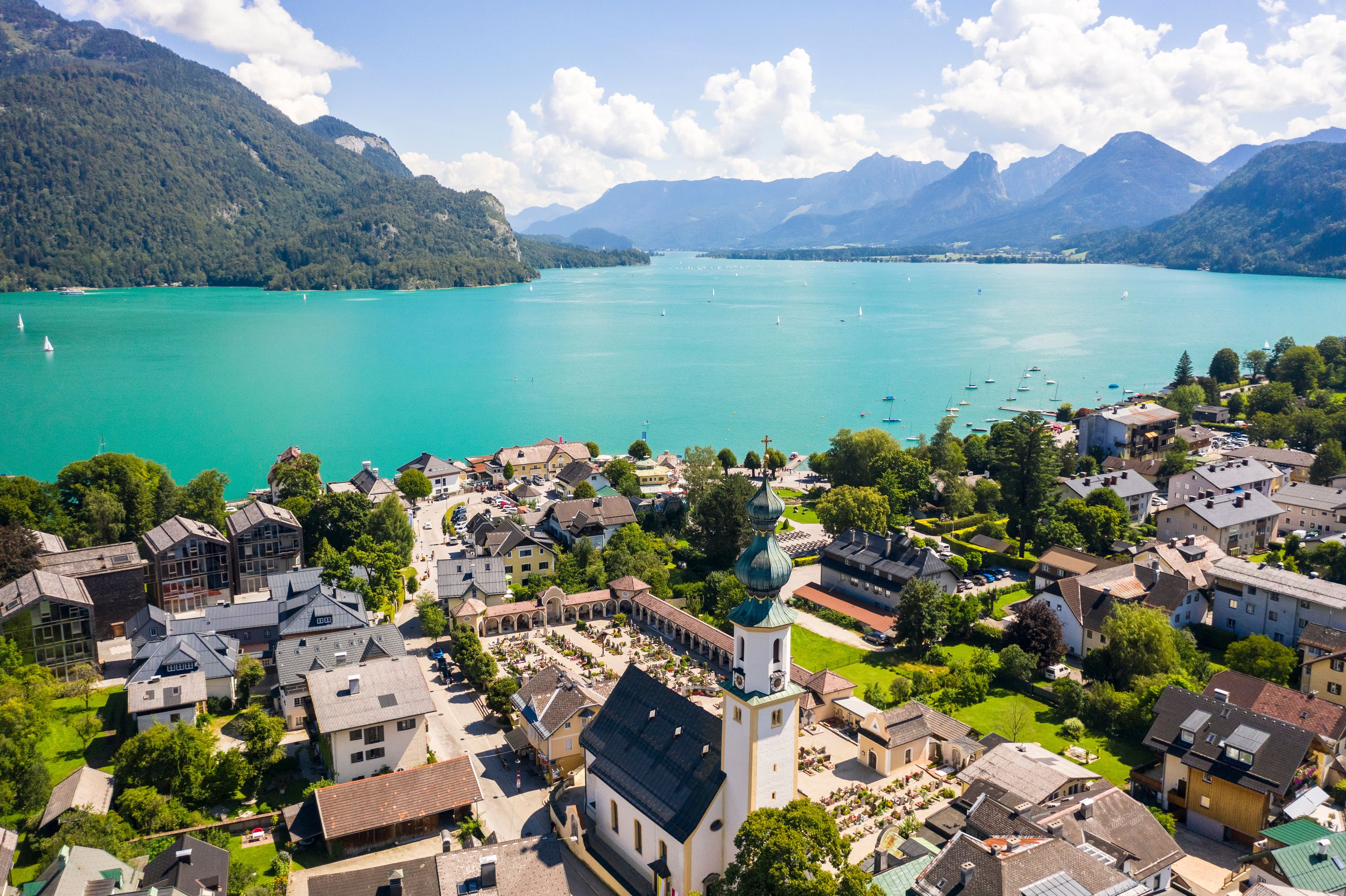 Private Day Trip from Salzburg to Mondsee, St Gilgen and Hallstatt