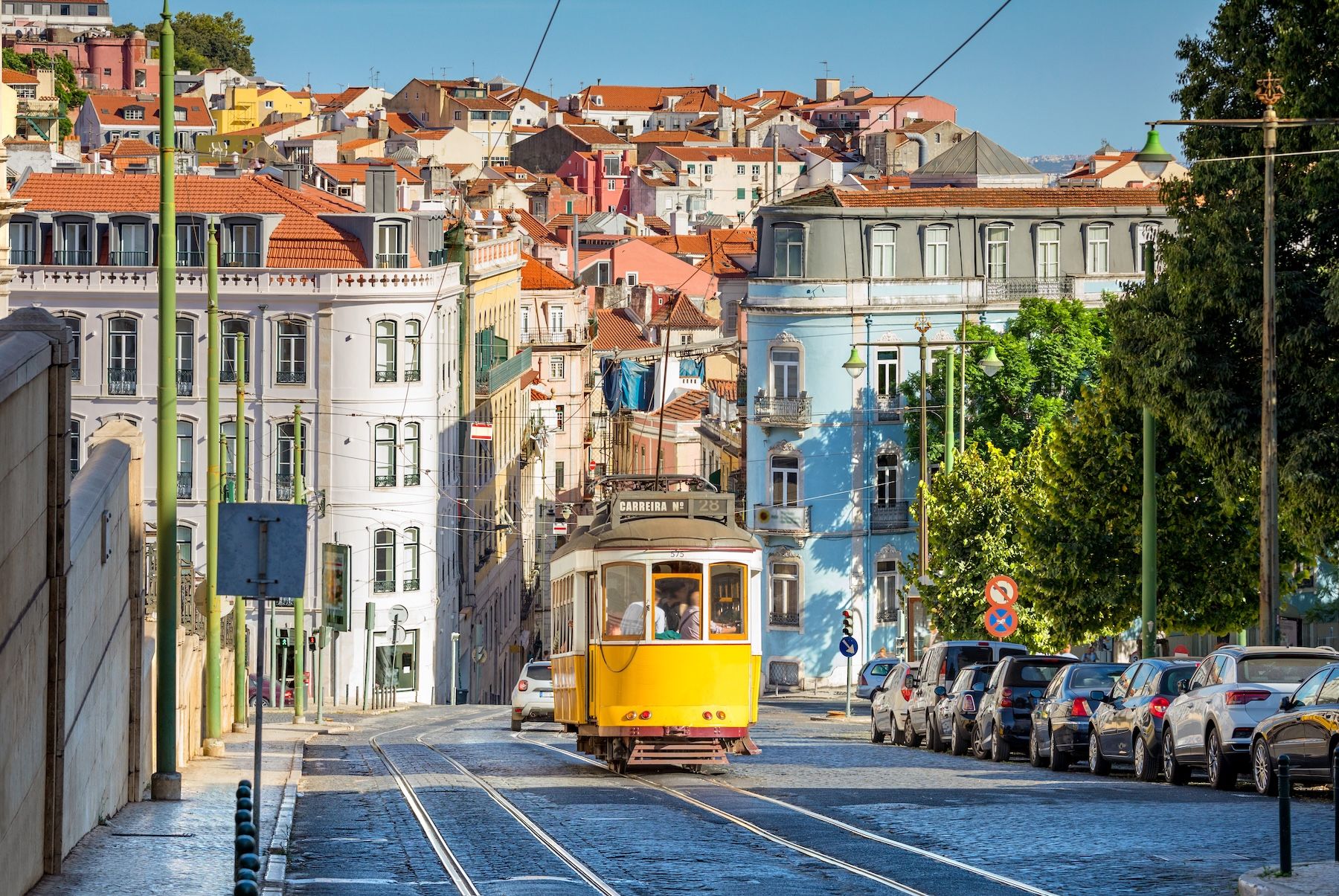 Santiago de Compostela to Lisbon Transfer
